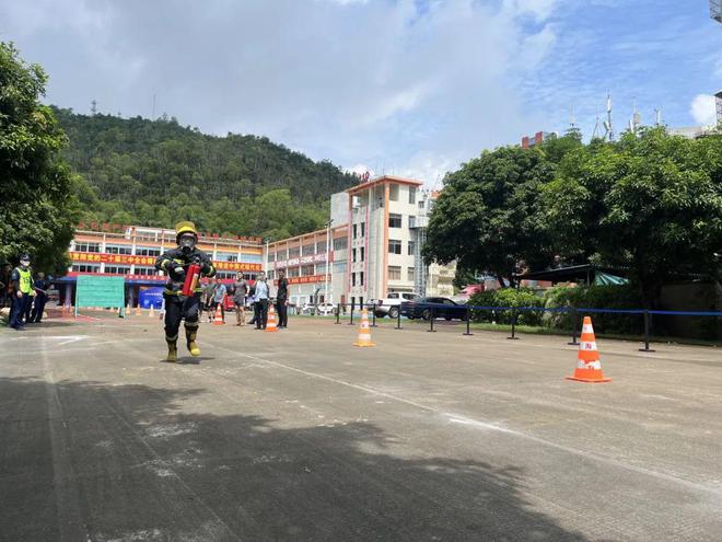 來了！2024珠海市消防安全重點單位志愿消防隊、社區(qū)微型站業(yè)務技能大比武總決賽明日開賽！(圖2)